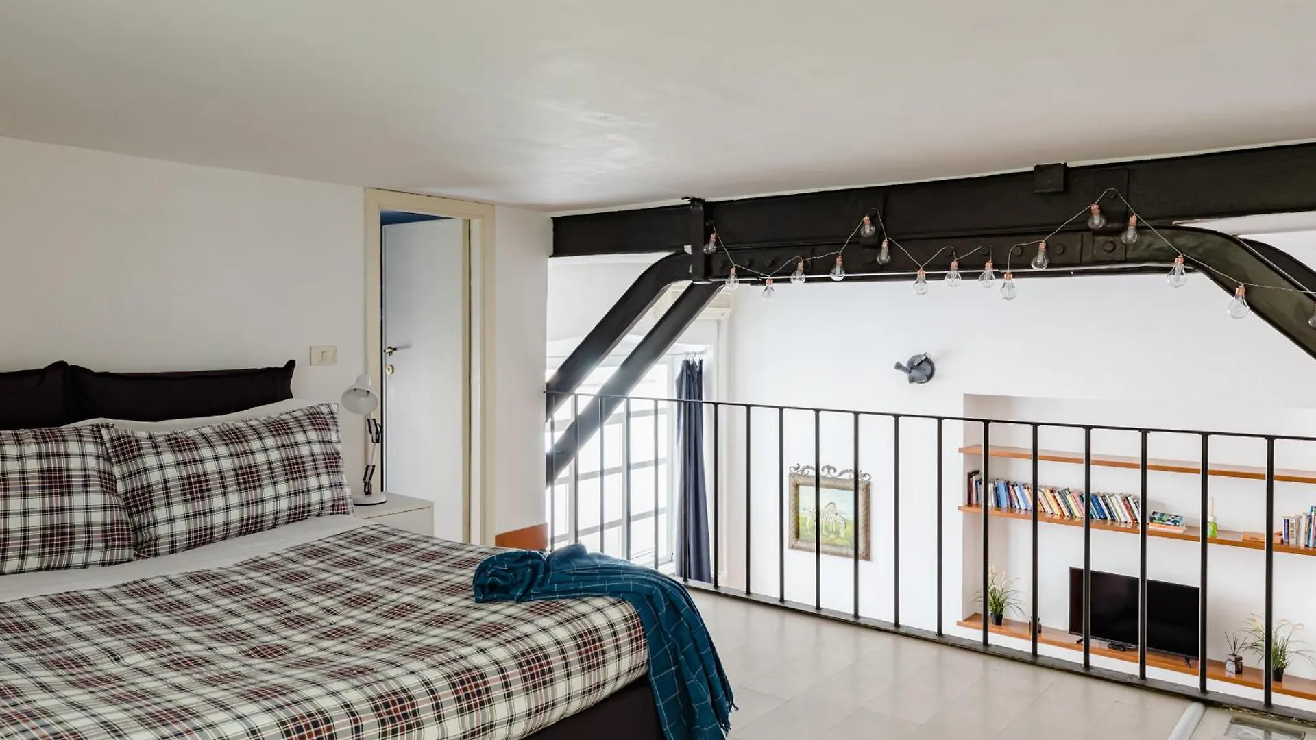 Trevi Fountain - Modern Suite In 17Th-Century Palazzo Rome
