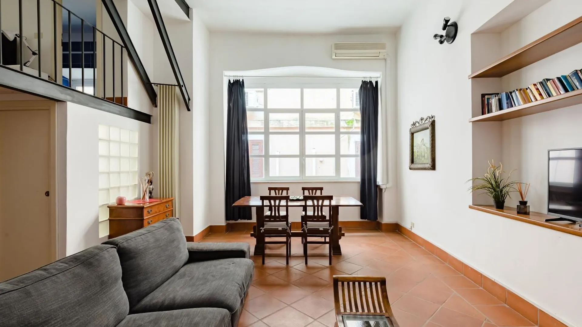 Trevi Fountain - Modern Suite In 17Th-Century Palazzo Rome